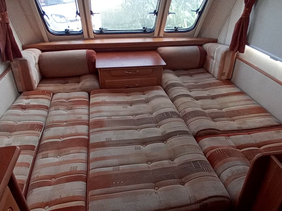 Przyczepa kempingowa Fleetwood Colchester 2006 namiot 4/5 osób