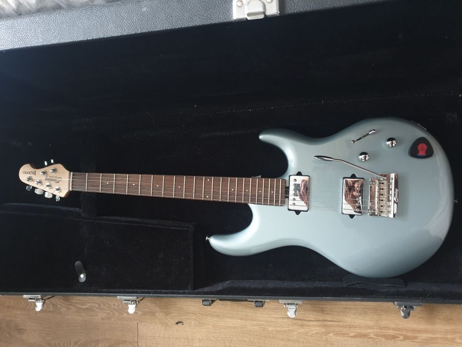 Sterling by MusicMan Steve Lukather LK100D Luke Blue