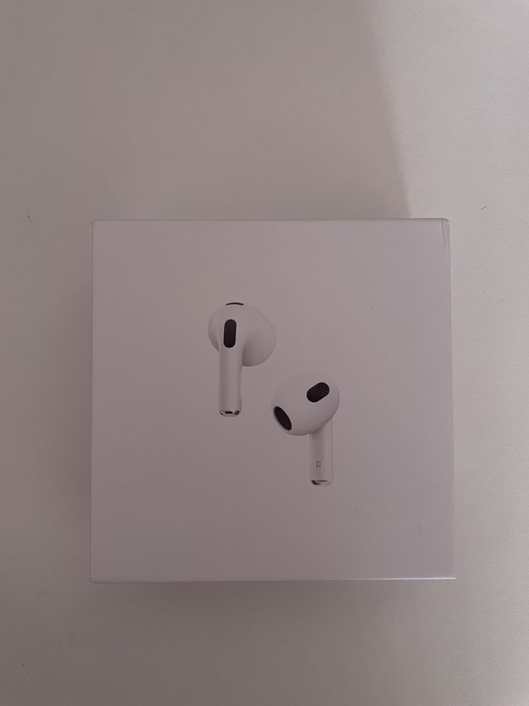 Airpods (3rd generation)