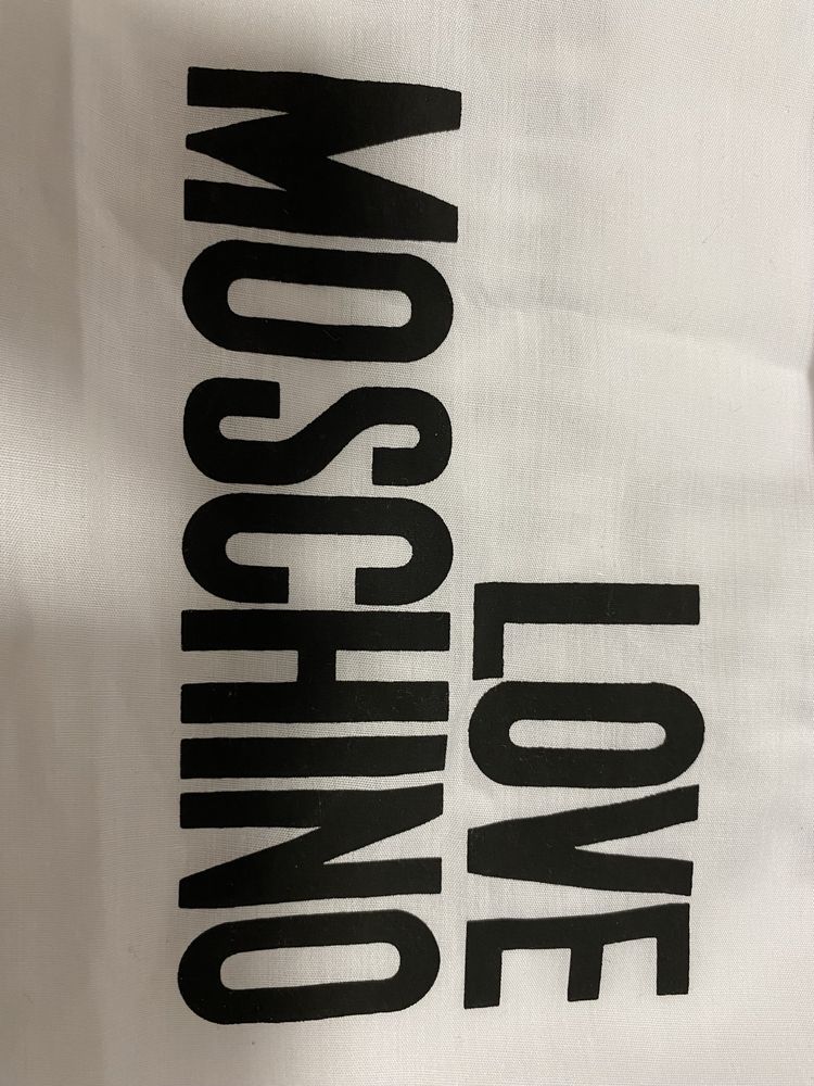 Worki love moschino