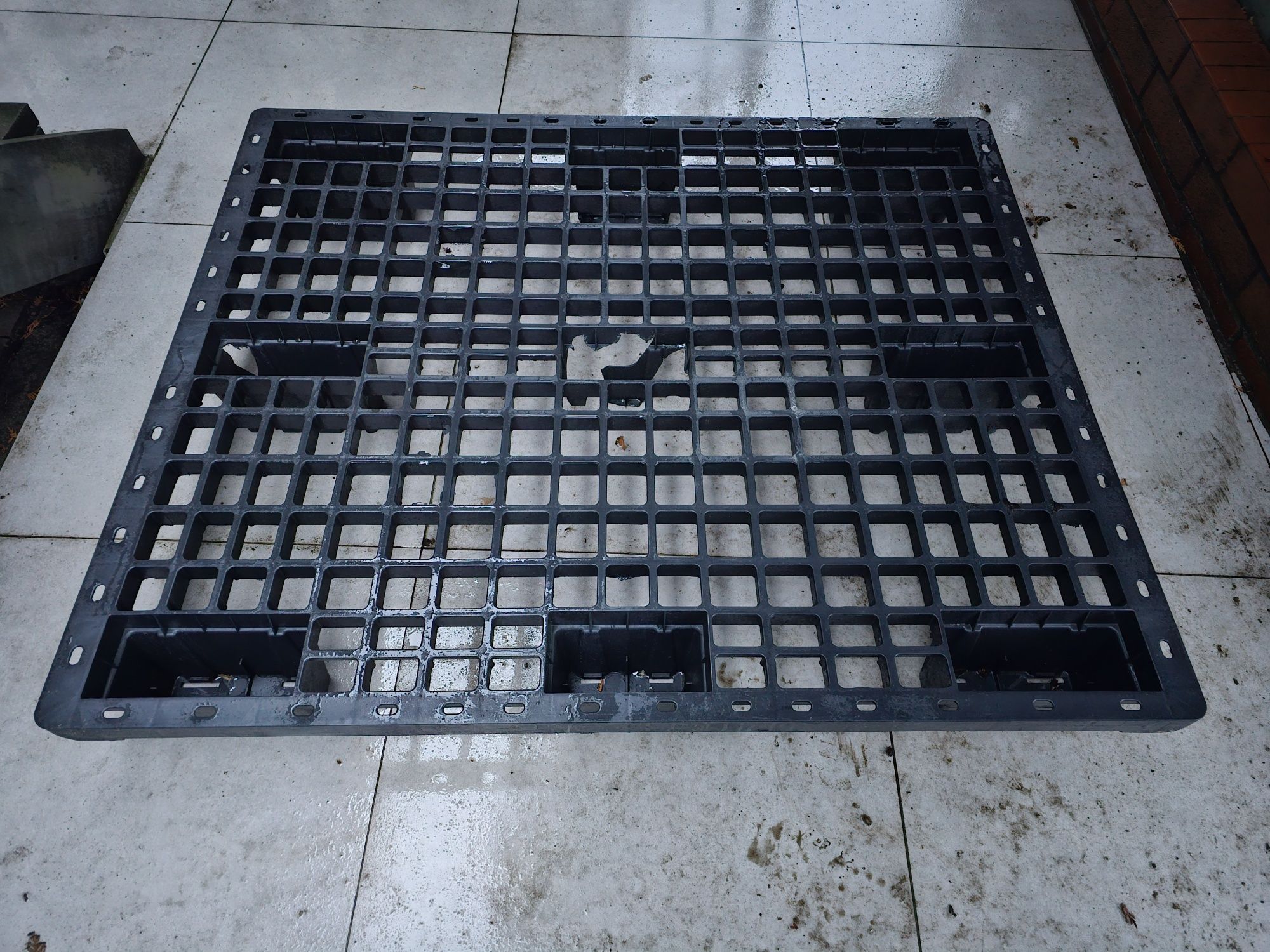 Paleta Plastikowa 120x100 Tworzywo Ażurowa Wysyłka Lotnicza 500kg Łado
