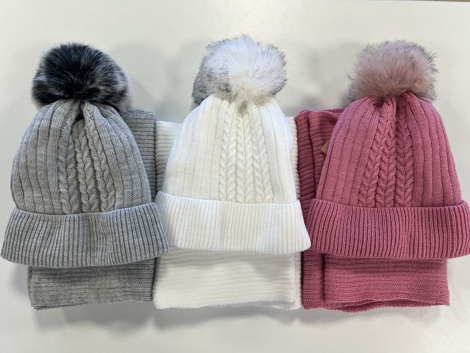 Komplet dziewczęcy czapka komin zimowa