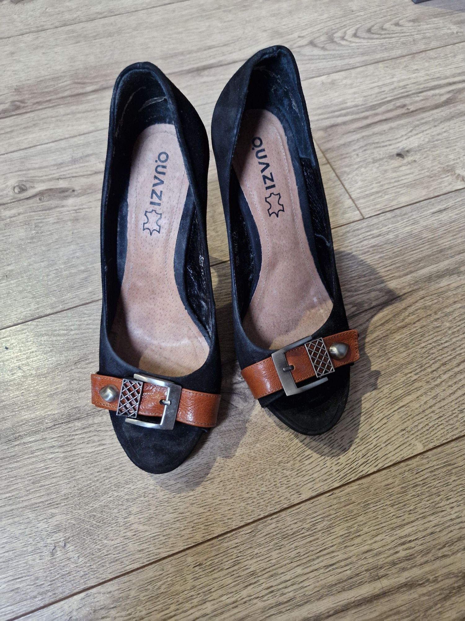 Buty Quazi 37  na obcasie odkryte palce