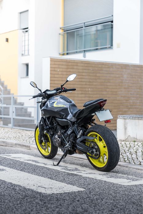 Yamaha MT-07 *material de origem*