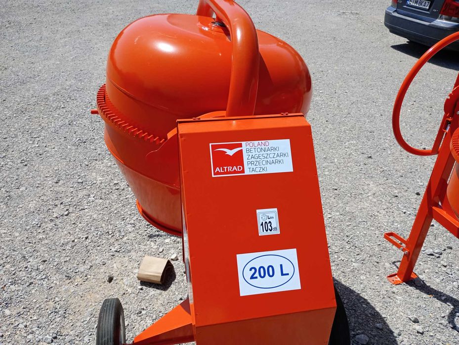 Nowa Betoniarka wolnospadowa  ALTRAD Gwarancja 230V