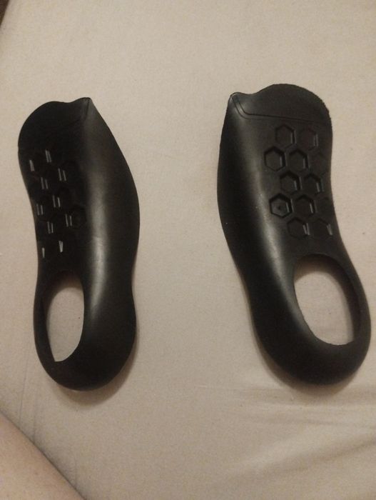 Wkładki ortopedyczne do butów na płaskostopie.