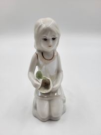 Ładna stara porcelanowa figurka Połonne