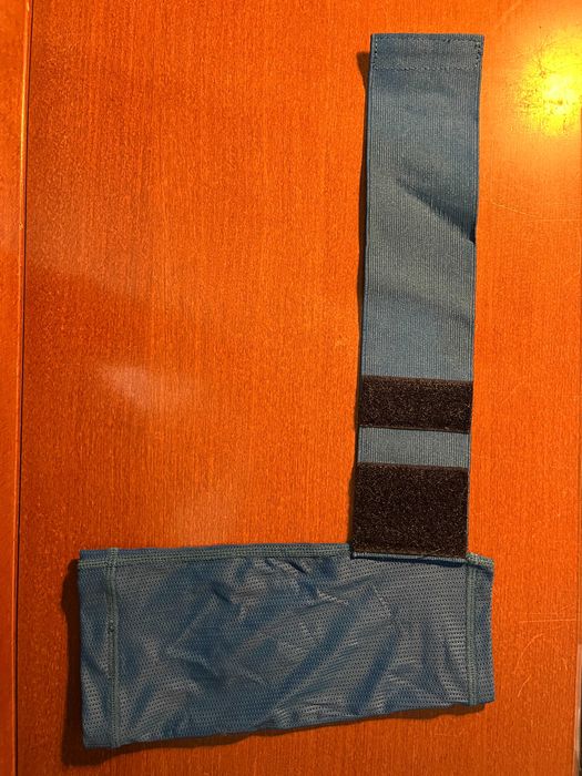 Kipsta - Mangas Ajustáveis para Caneleiras (Futebol)