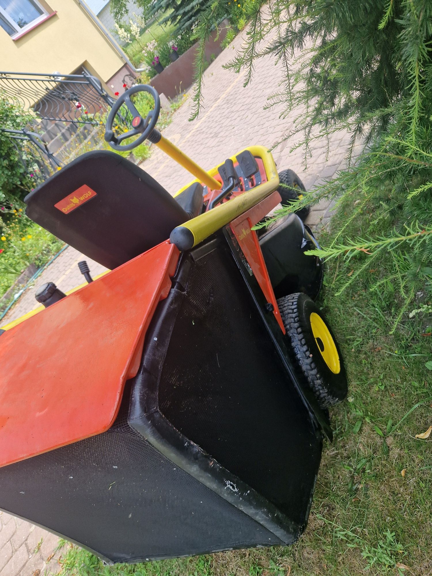 Kosiarka traktorek wolf garten etesia bahia