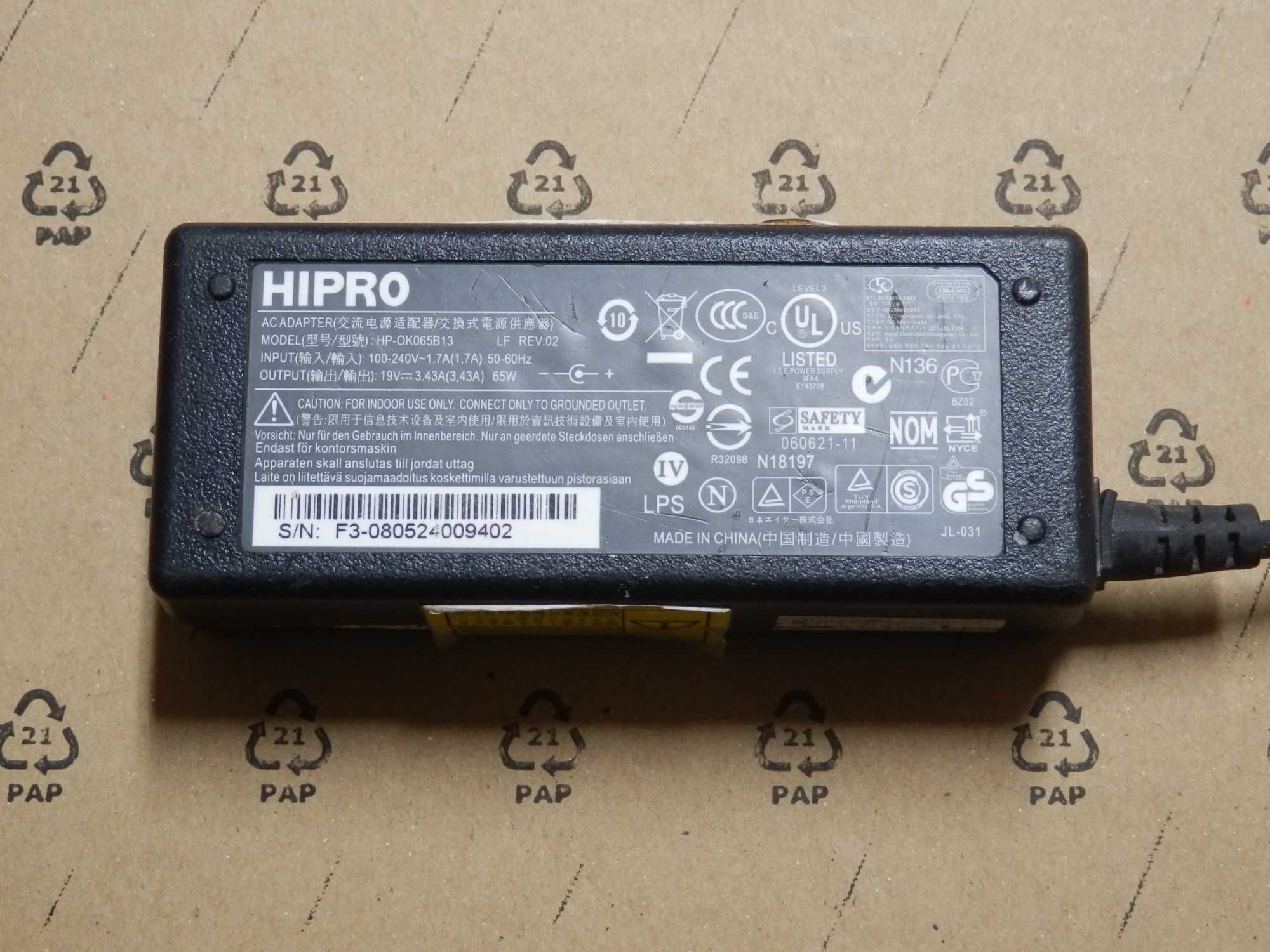 Carregador HiPro para portatil usado