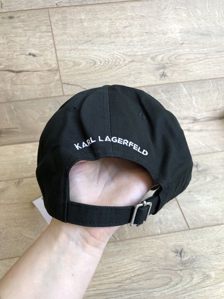 Жіноча кепка Karl Lagerfeld Карл Лагерфельд оригінал