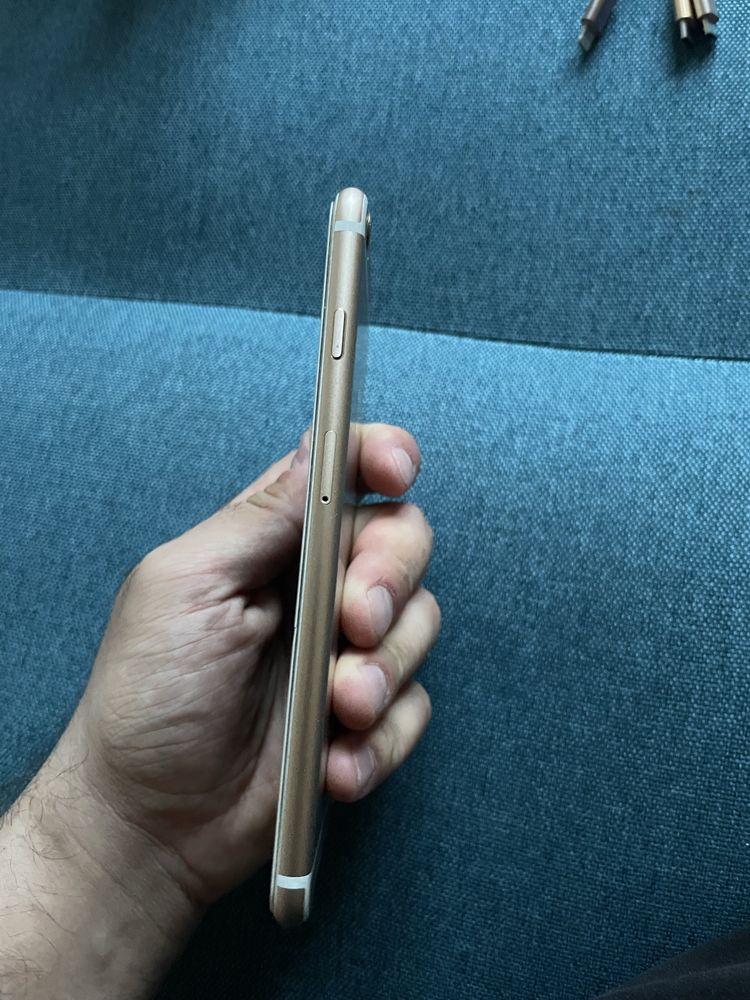 Продам Iphone 6c+