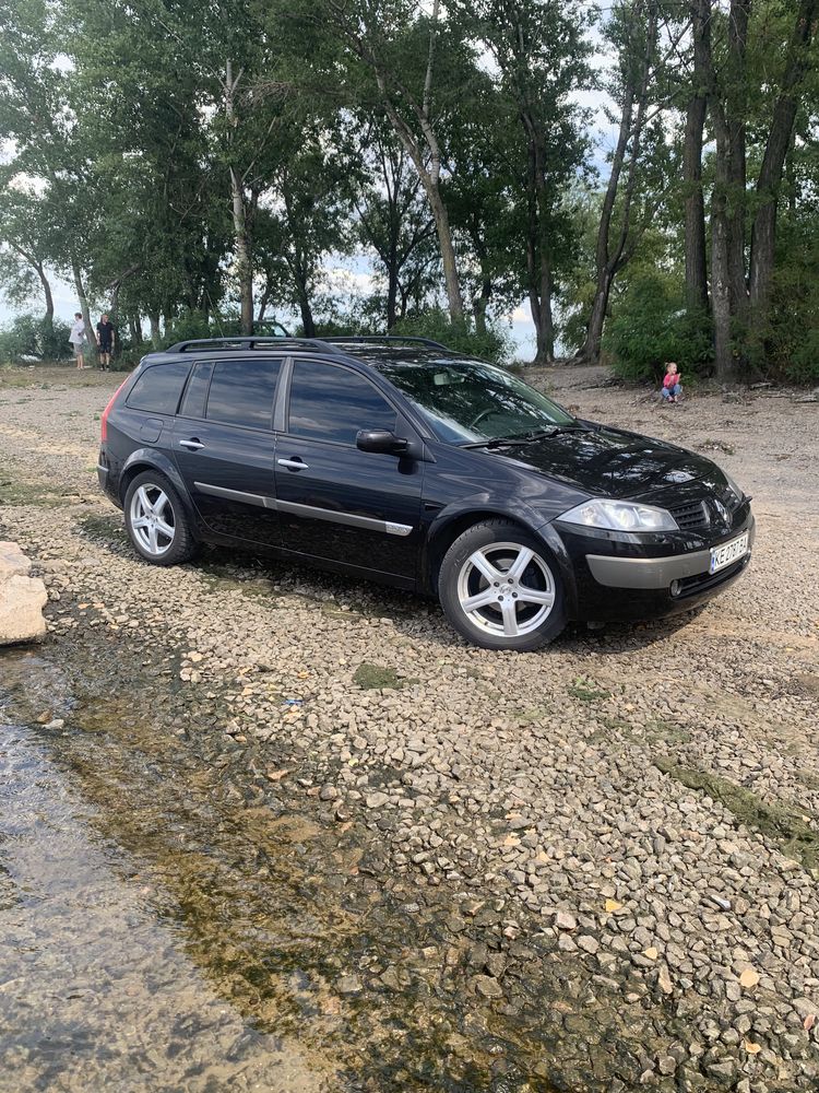 RENAULT MEGANE 2  Рено Меган 2