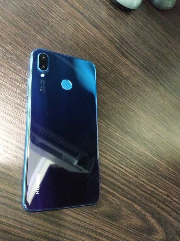 Продам Huawei P smart+ 4/64Gb Iris Purple (51092TFD)