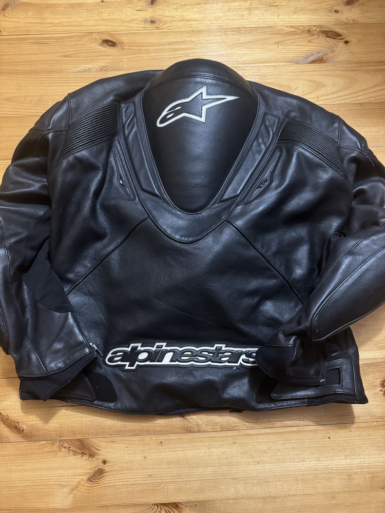 Продам мотоэкипировку Alpinestars