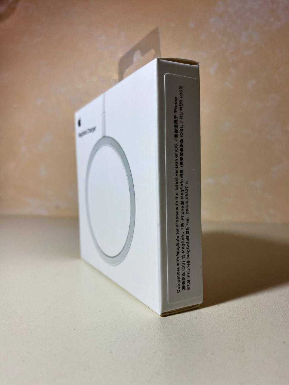 Бездротовий зарядний пристрій Apple MagSafe 15W