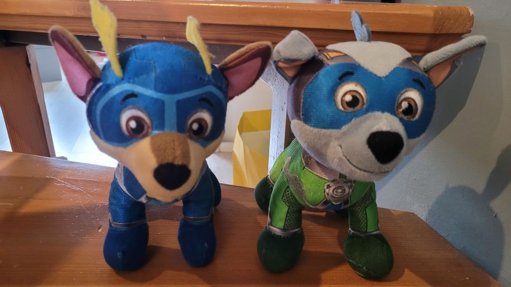 2 kosmo pieski Rocky i Chase.Paw Patrol.Psi Patrol.