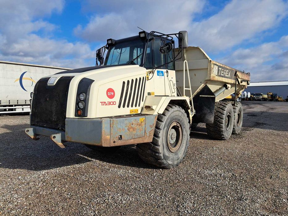 Wozidło przegubowe Terex TA300