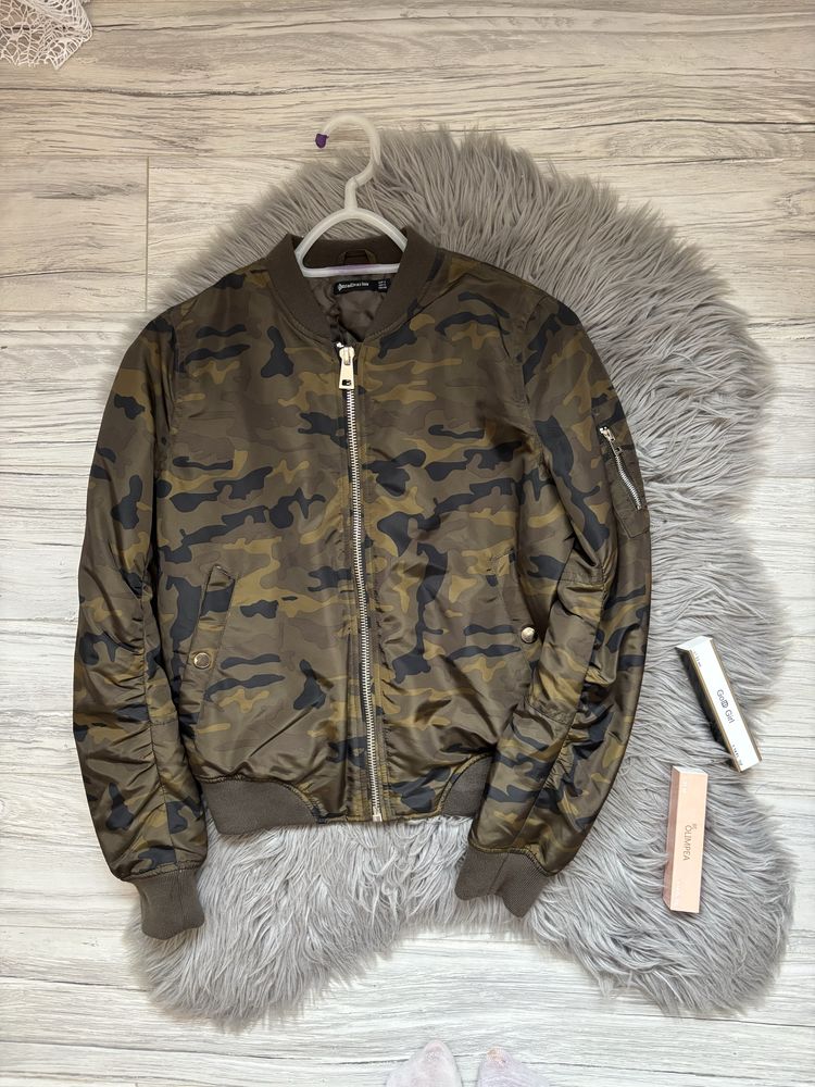 Kurtka bomber bomberka stradivarius xs s modna moro khaki