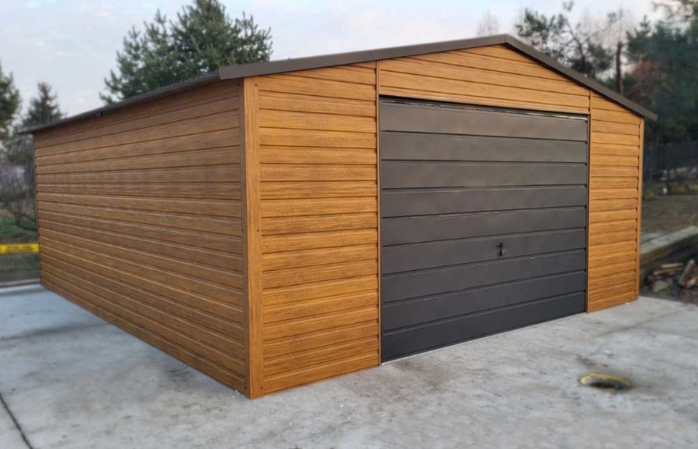 Garaż blaszany dwuspadowy drewnopodobny 5x6 – Mocny, trwały PREMIUM