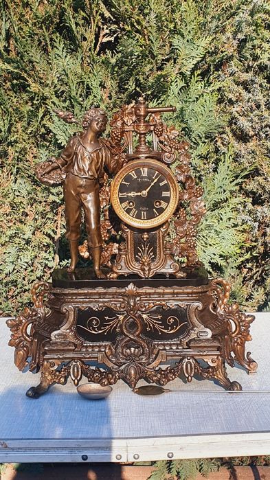 Zegar kominkowy antyk XIXwiek winobranie sygnowany marmur prezent