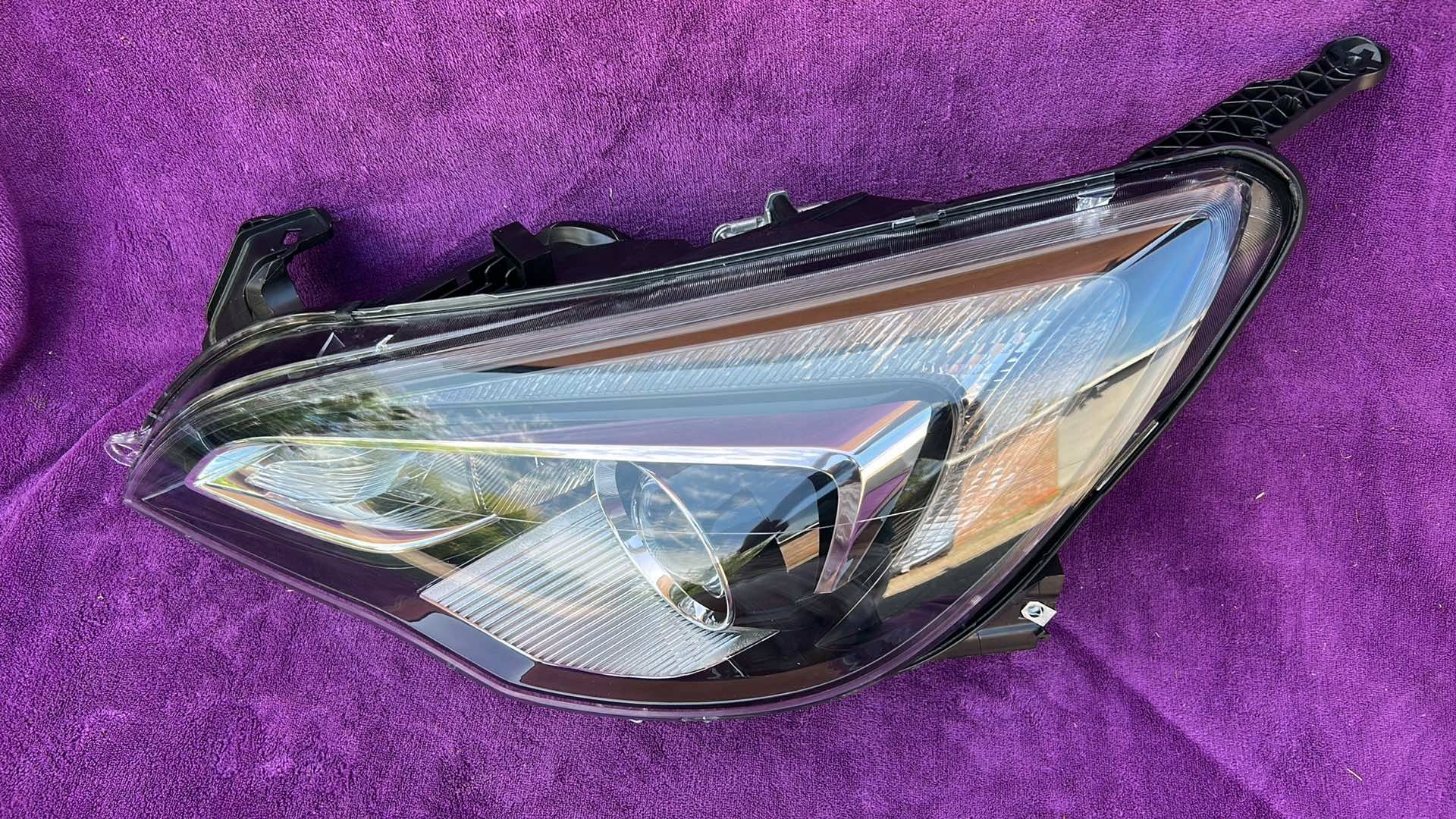 Lampa Opel Astra J Gtc Cascada BI Xenon skrętny Led Kompletna igła