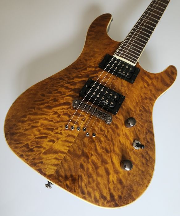 Guitarra Cort katana KX1q EMG