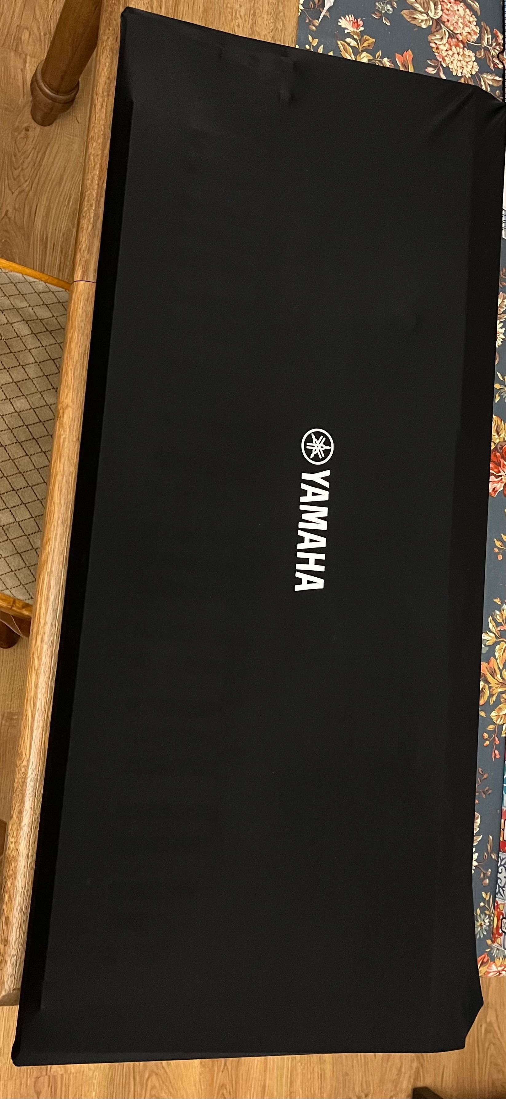Yamaha PSR-S970 Keyboard + twardy case