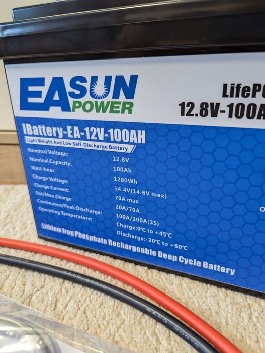 Комплект. Гібрідний інвертор EASUN 12v  + Lifepo4 100ah