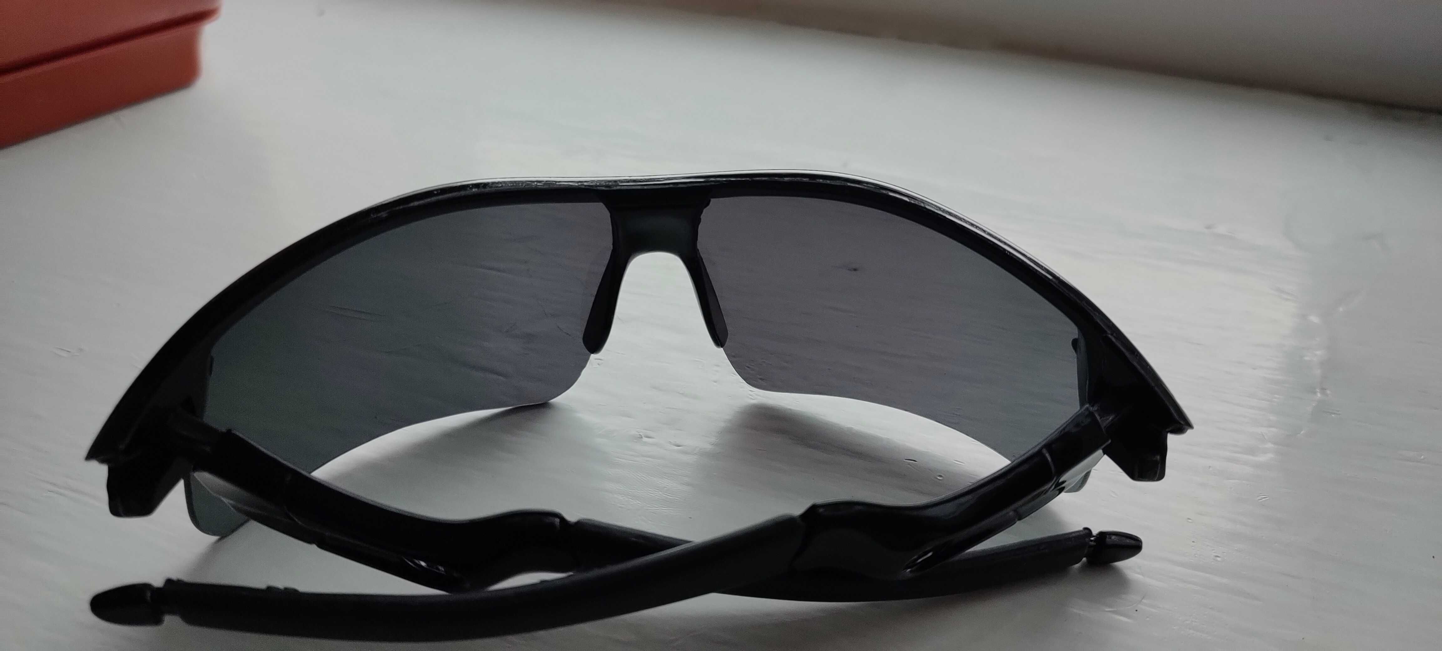 солнцезащитные очки Oakley Radar