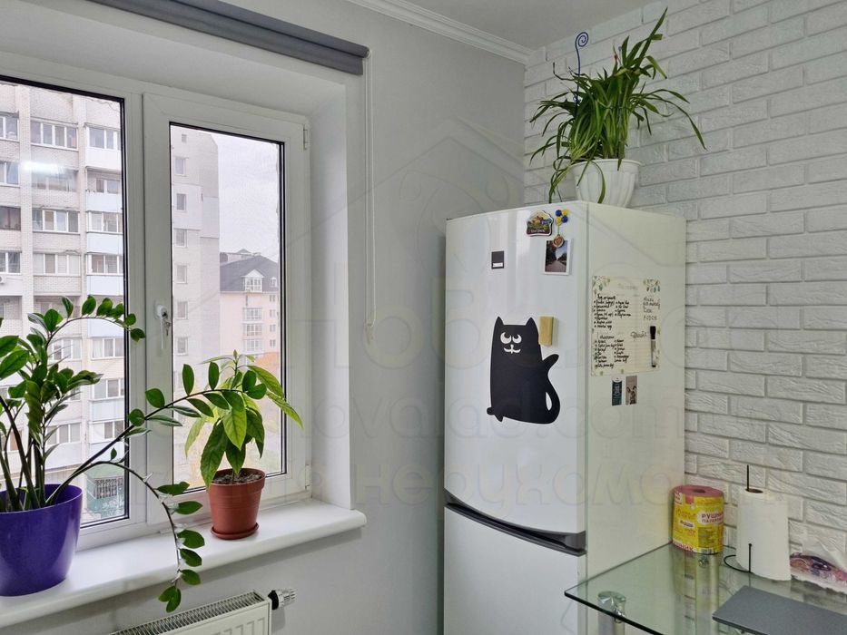 3 кімнатна квартира 71м2 з ремонтом сучасний будинок вул. Еськова