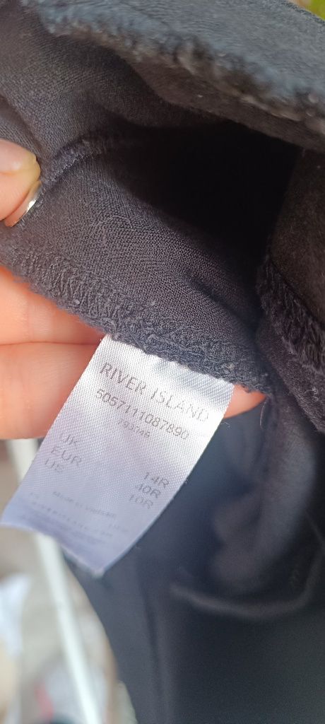 Spodnie River island rozciagliwe jeansy 40 L