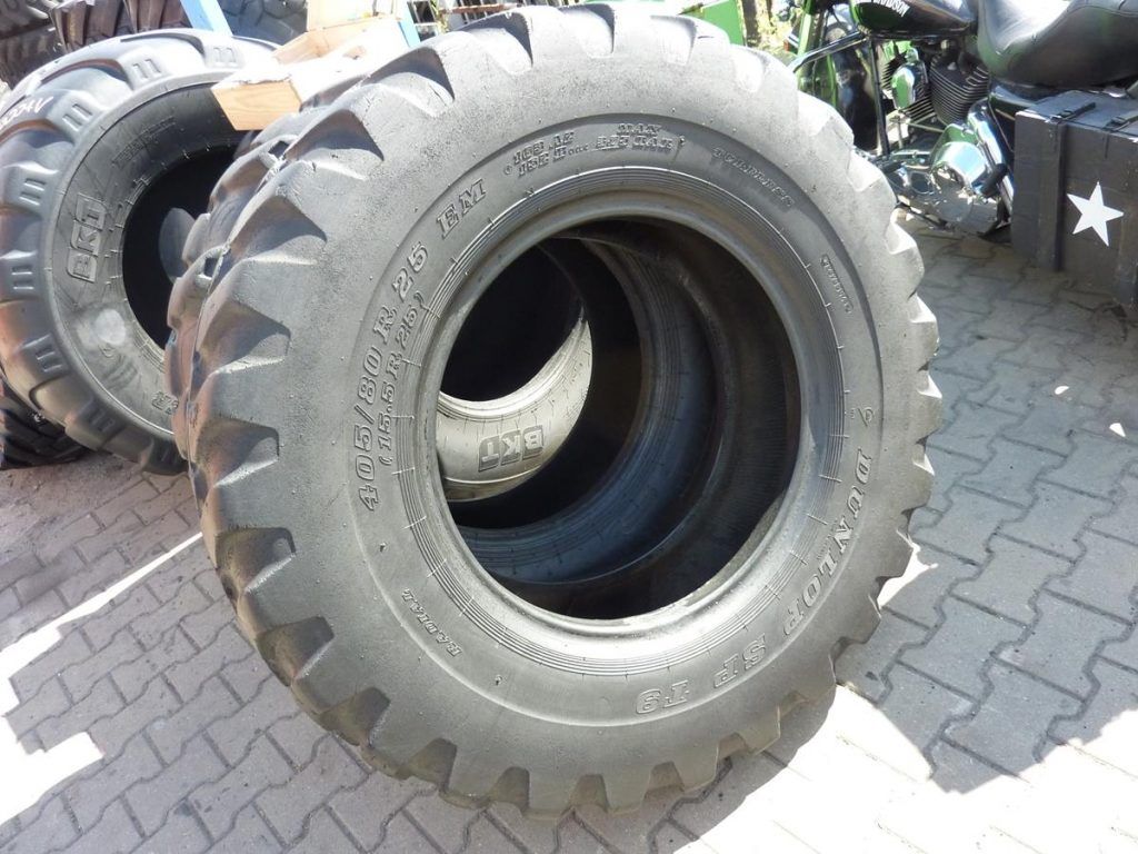 Opona używana przemysłowa  405/80R25 15.5R25 DUNLOP SP T9 500zł W2717