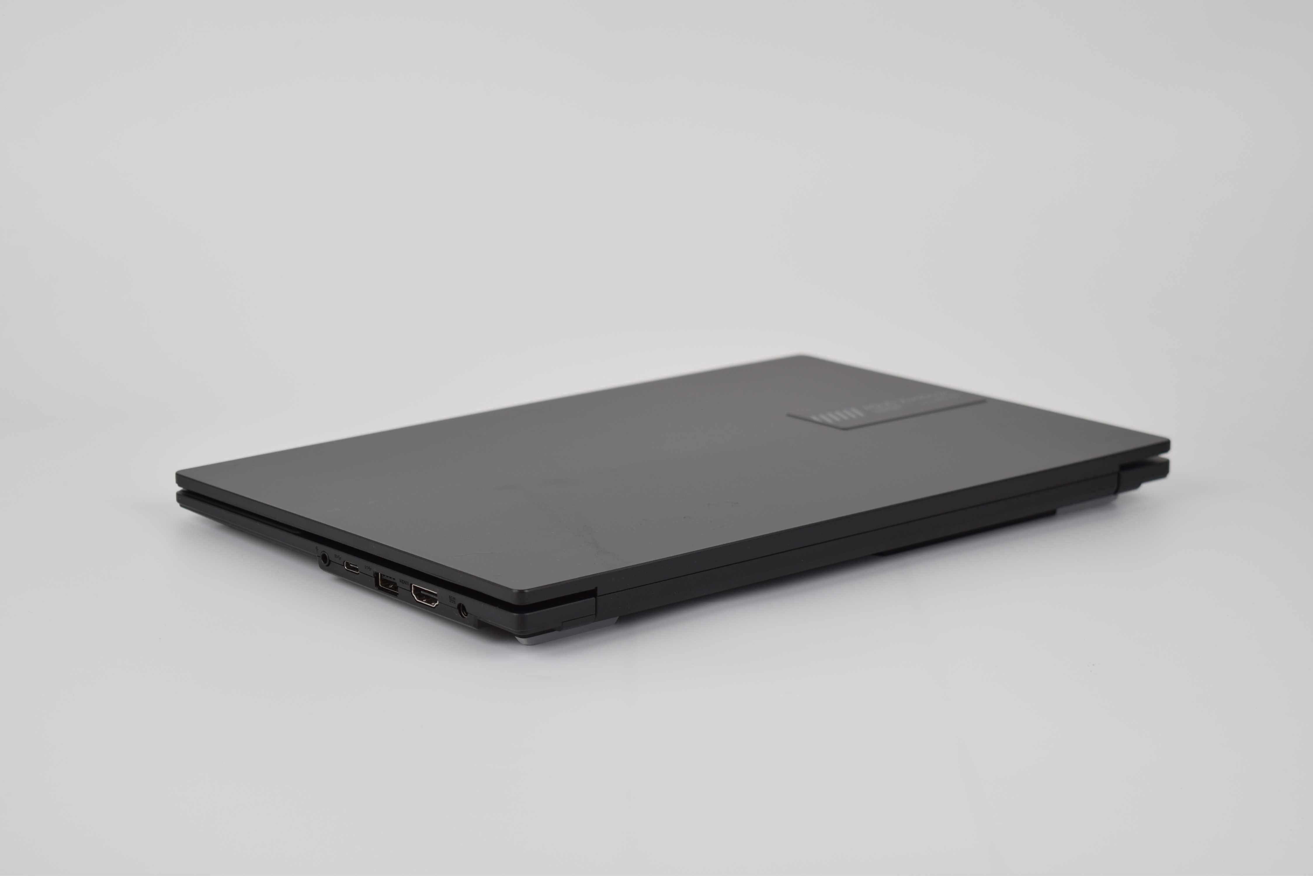 Asus VivoBook L1404F R5 7520U ddr5 8гб ssd 512гб 14" IPS Win11 Ноутбук