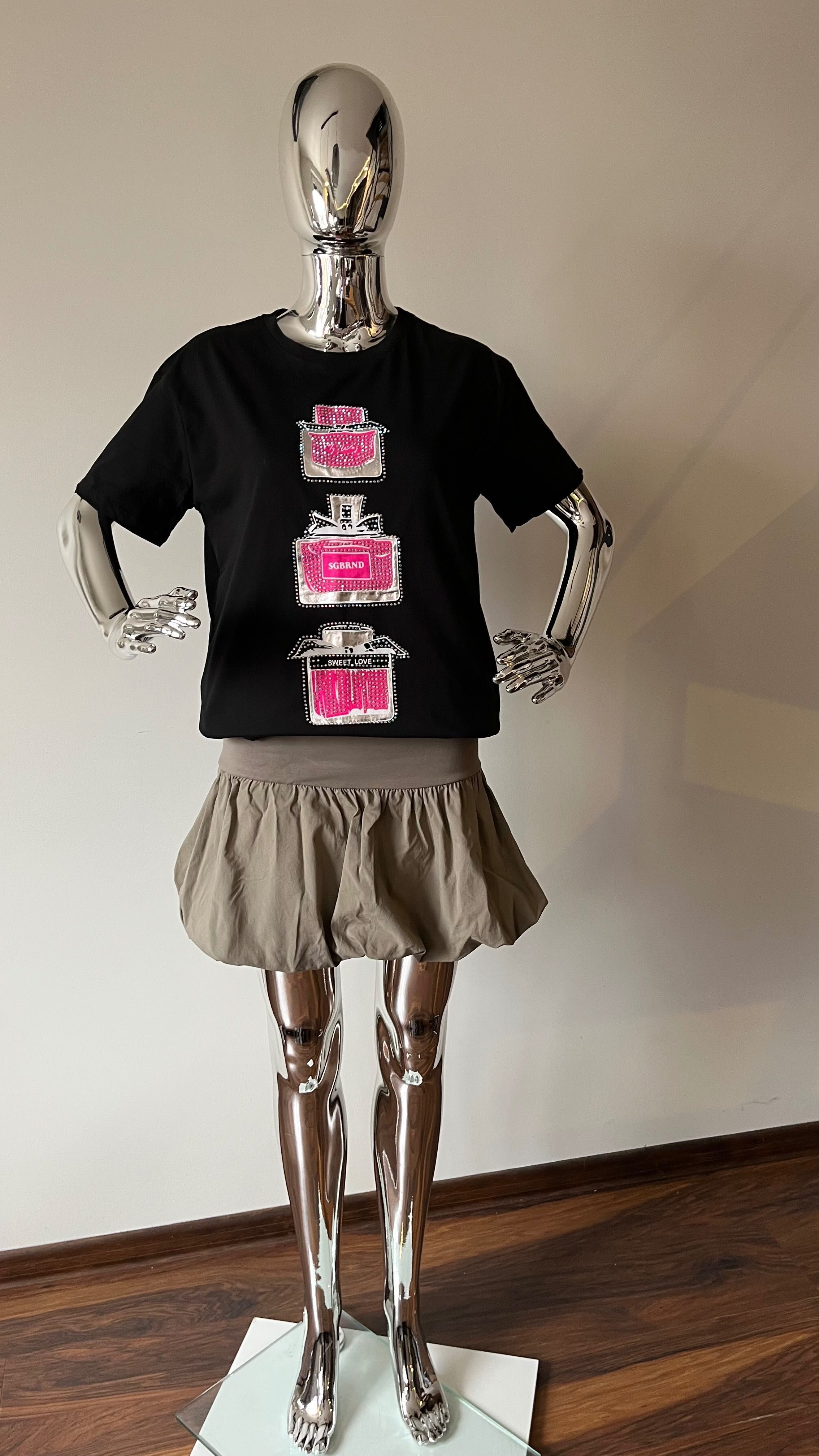 Czarny T-shirt z motywem perfum