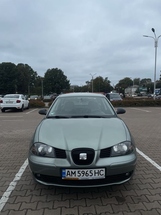 Seat Cordoba ll покоління