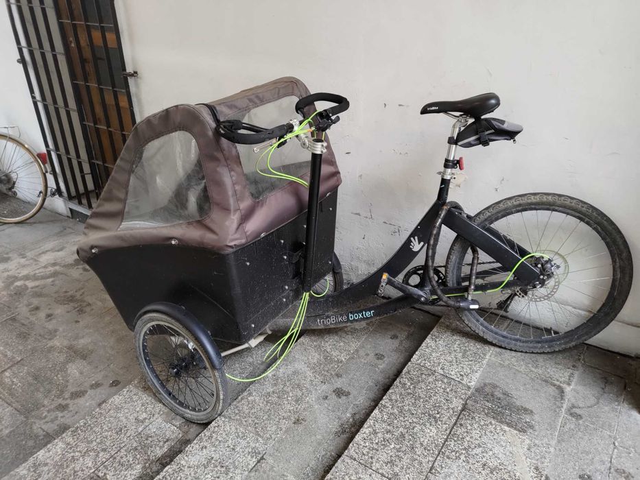 rower Triobike Boxter Cargo Riksza trójkołowy 2 dzieci reklama