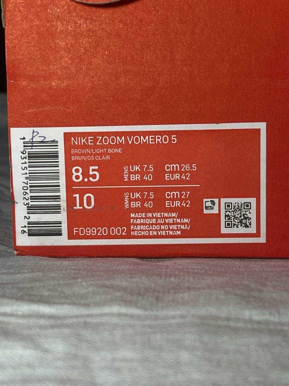Чоловічі кросівки Nike Zoom Vomero 5