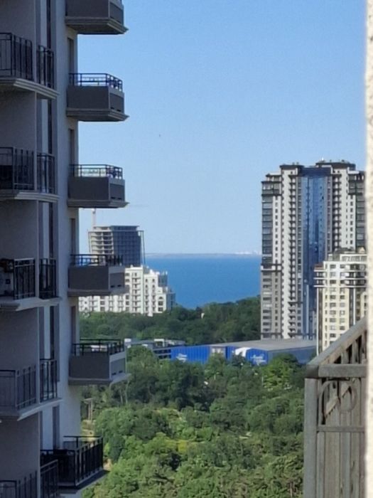 Нова квартира на 5 Фонтана.  Акрополь.