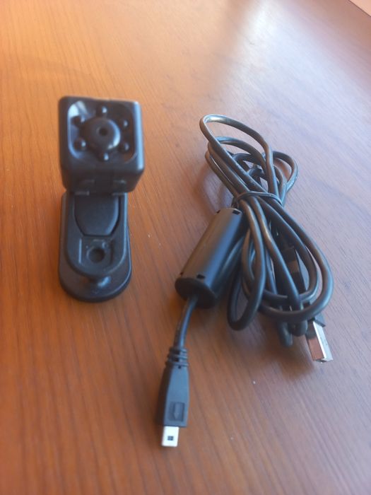 Петличная камера.