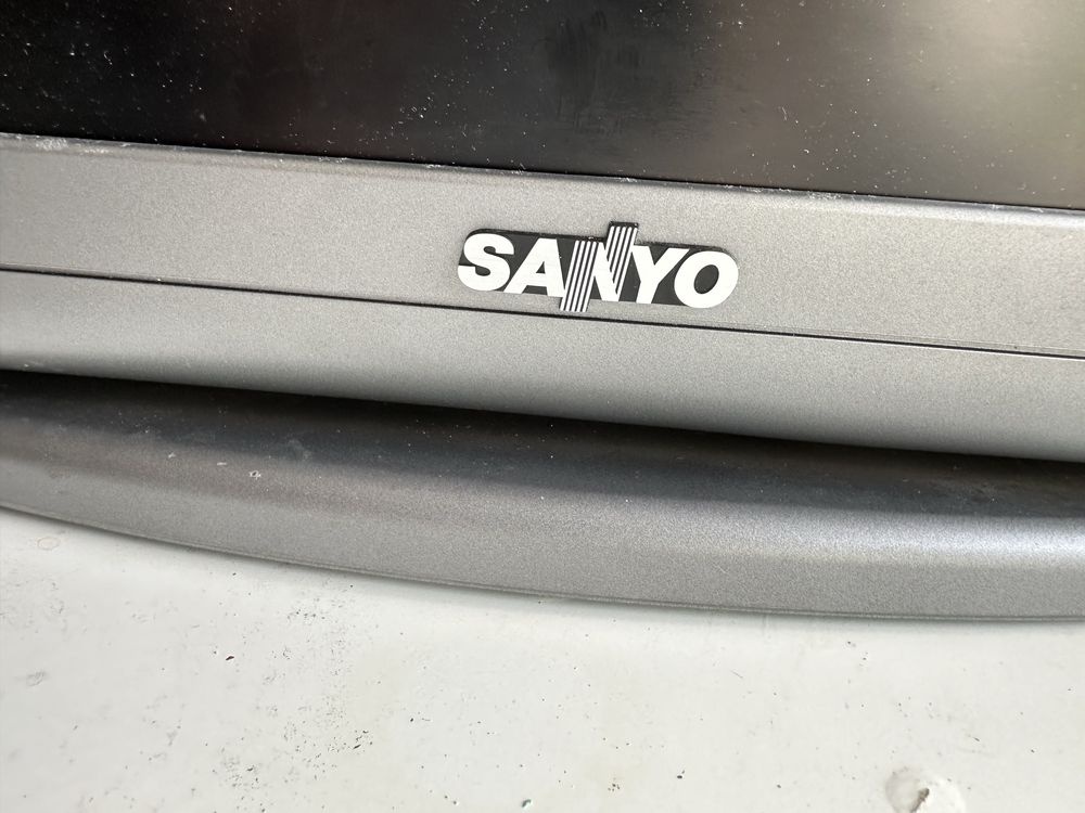 Tv Lcd Sanyo 20”