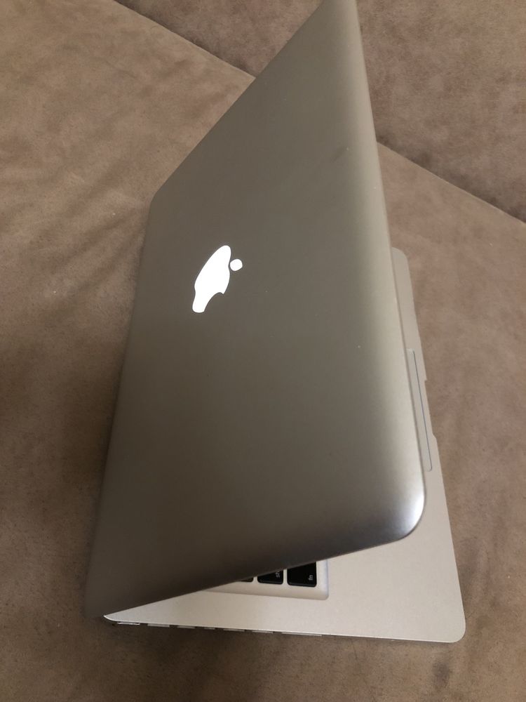 Apple MacBook Pro7.1 (A1278) (2010)