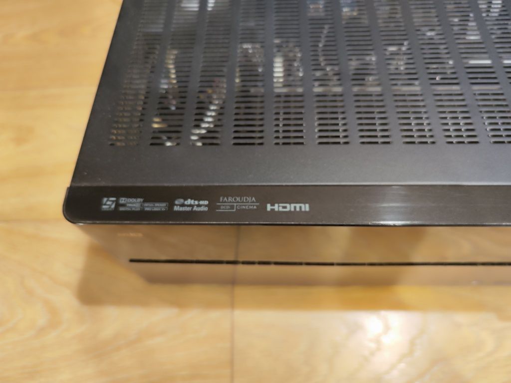 Amplituner Harman Kardon AVR 260