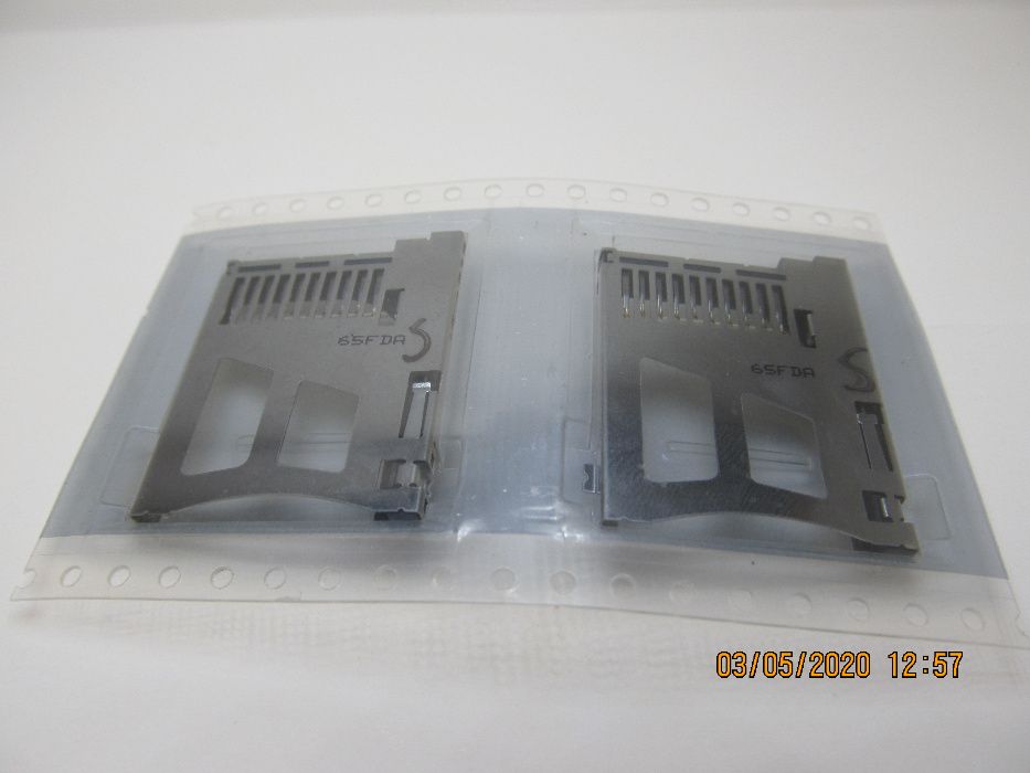 Cлот (тримач) карти пам'яті для PSP-200(Х)