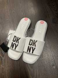 DKNY шльопанці