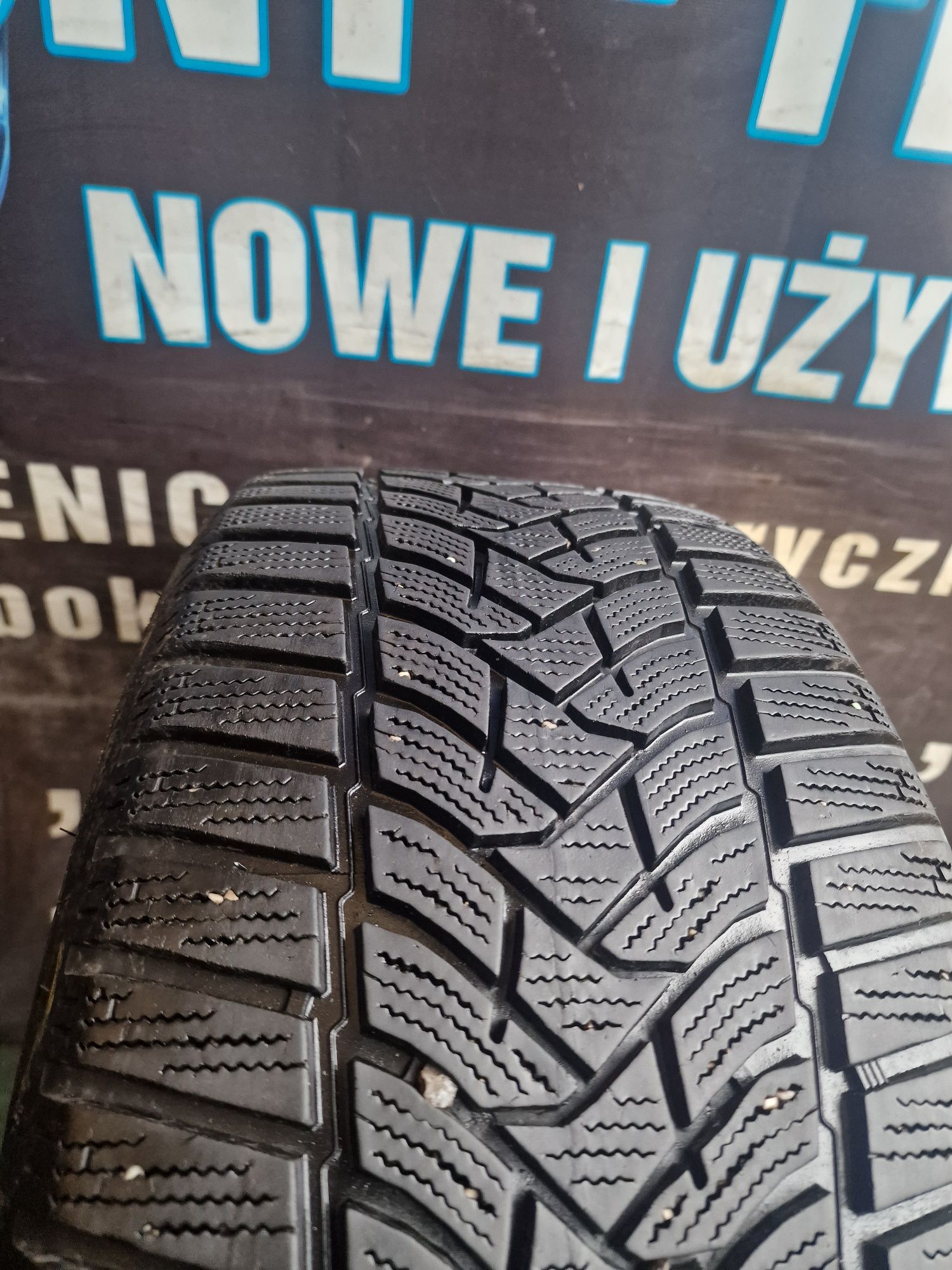 Opona zimowa 235/45/18 94W Dunlop Winter Sport 5 pojedyncza 7mm
