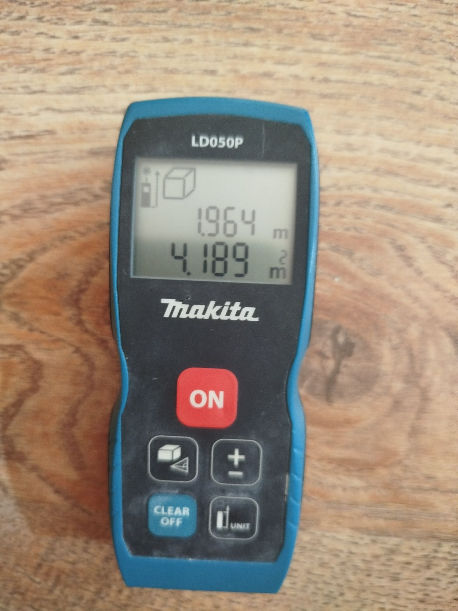 Dalmierz laserowy Makita LD050P