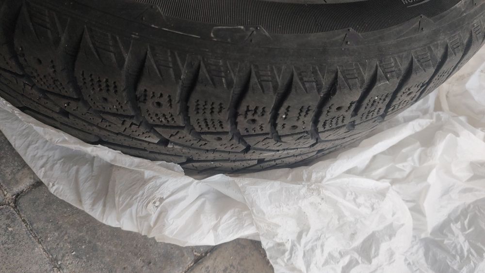 Шини 235 55 r19 зима