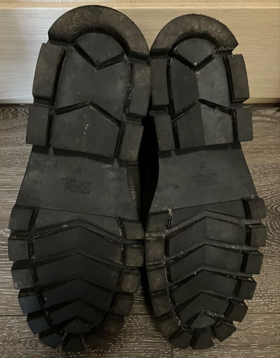 Демисезонні черевикі ZARA