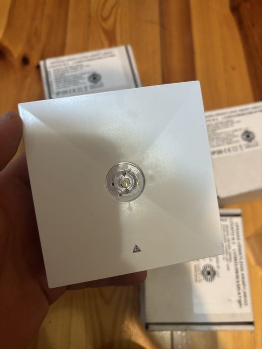 Oprawa oświetlenia awaryjnego lovato n3 5sztuk